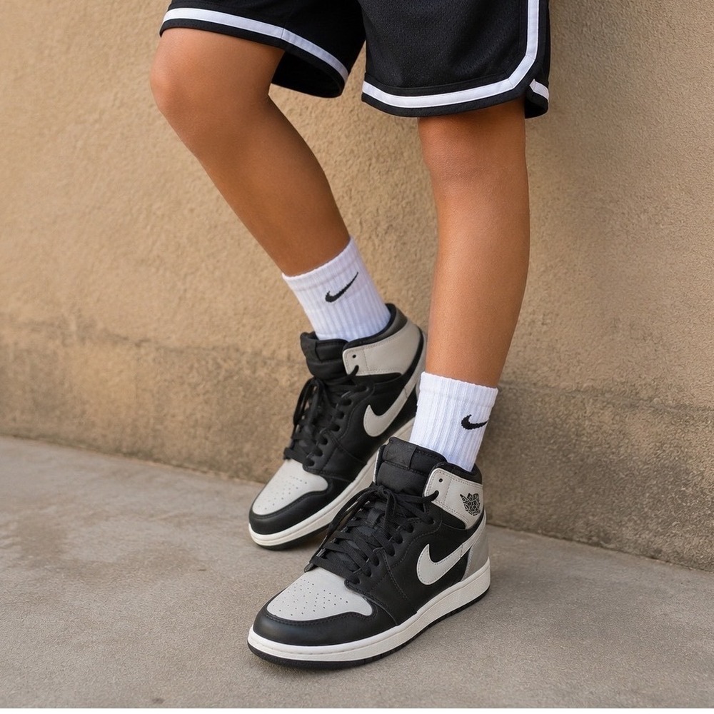 Nike Air Jordan 1 Retro‎ High Shadow 2018 Black Grey 575441-013 Boys Size 7Y